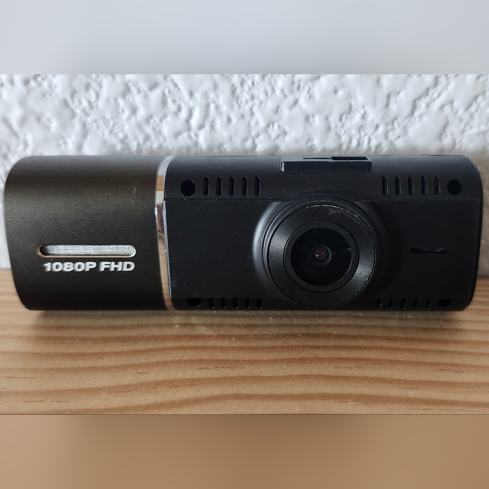 Toguard 1080P dashcam without mount